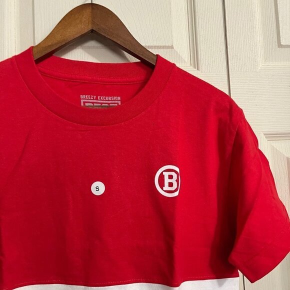 Breezy Excursion Mens NWOT Red White Colorblock Best Short Sleeve TShirt Small - Picture 4 of 6
